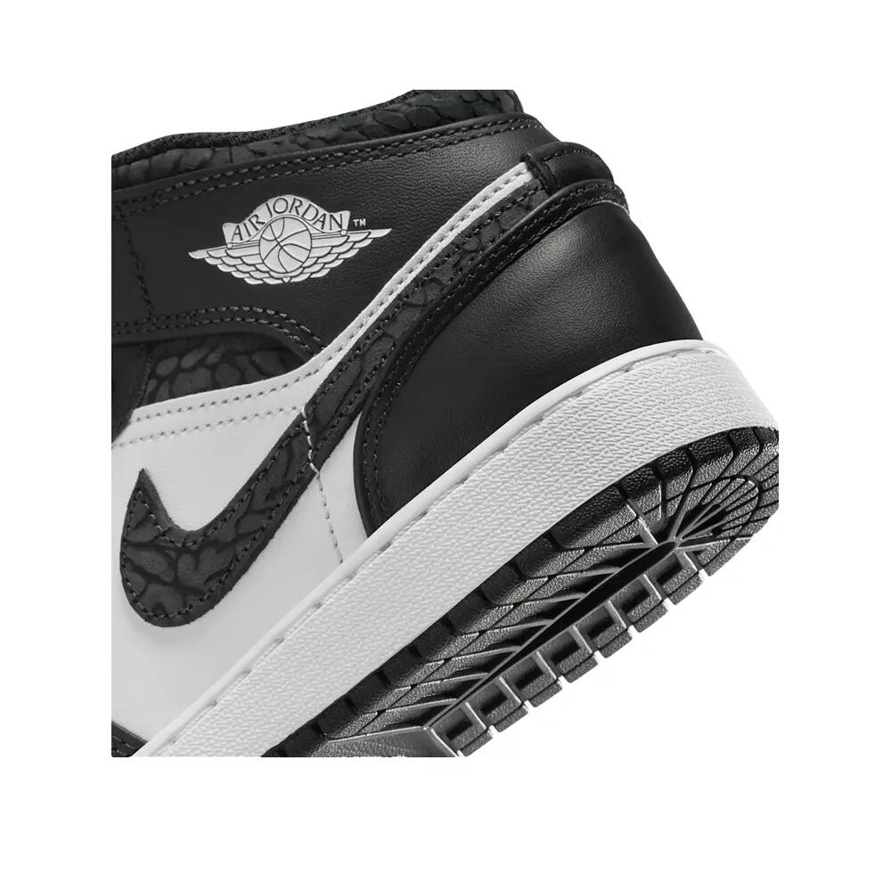 Jordan 1 Mid SE Panda Elephant 7/7