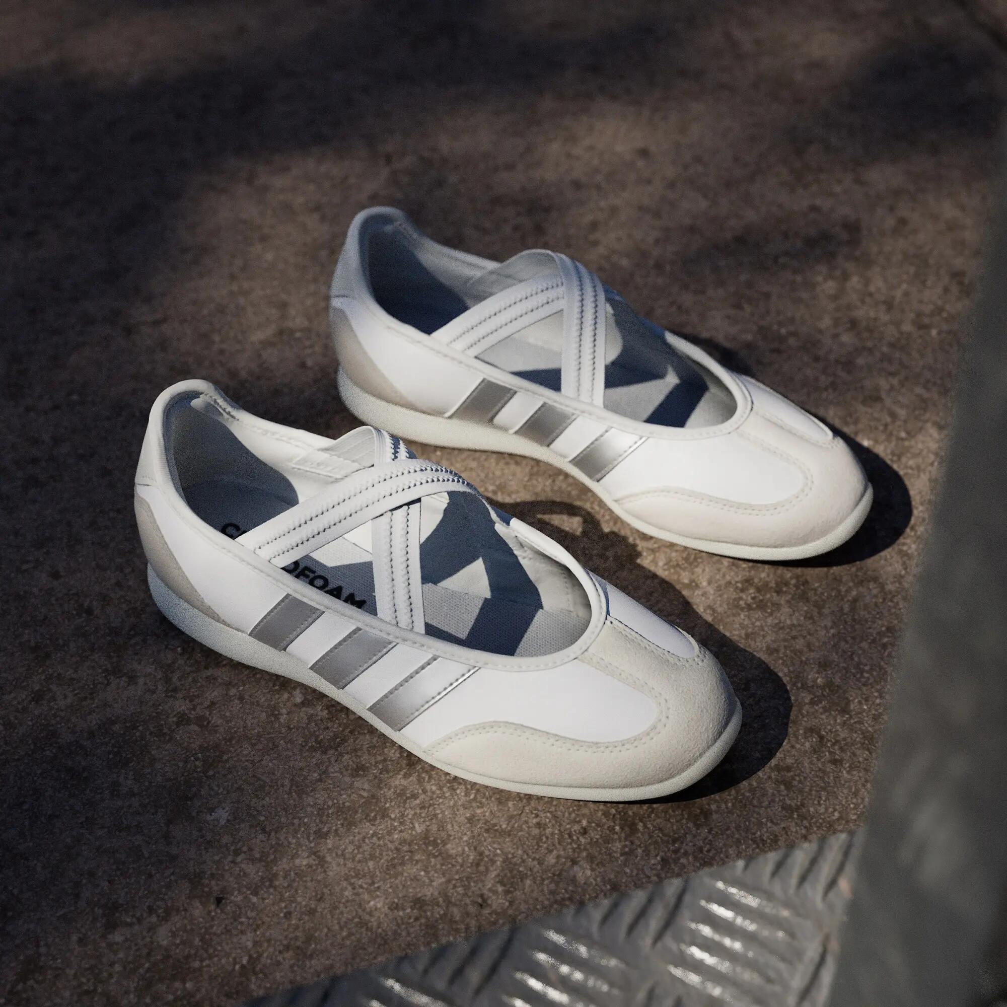 BARREDA MARY JANE SHOES 4/15