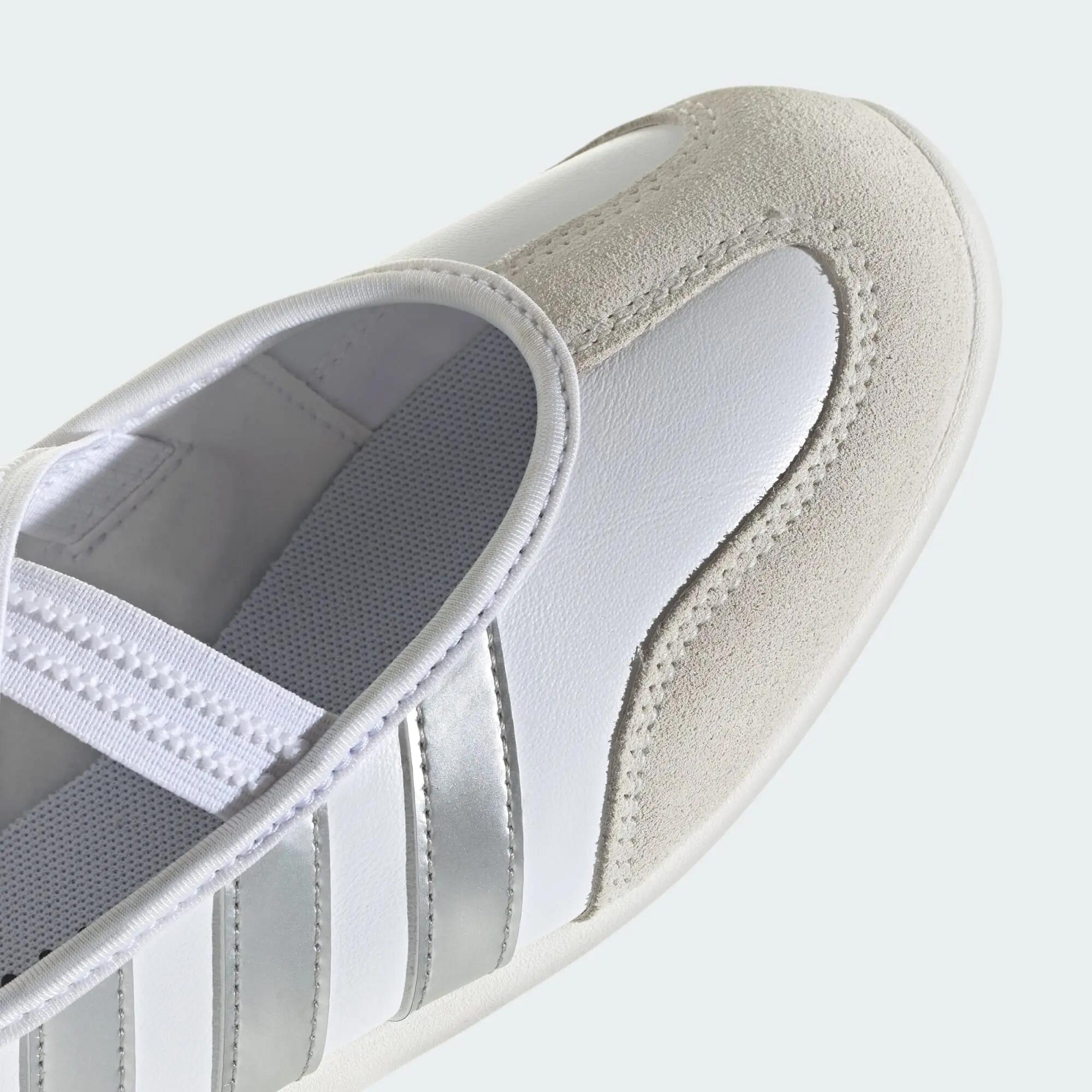 BARREDA MARY JANE SHOES 11/15