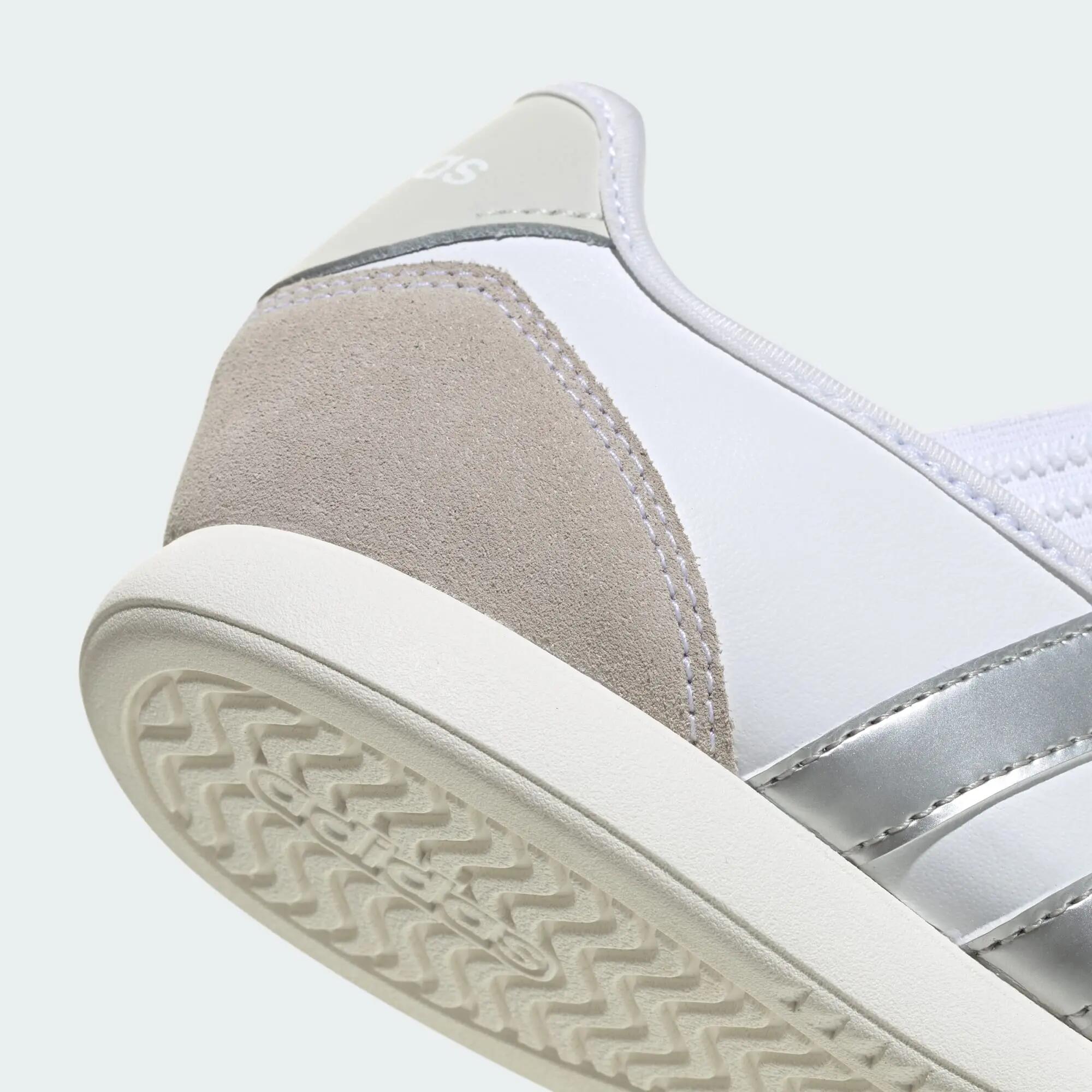 BARREDA MARY JANE SHOES 10/15