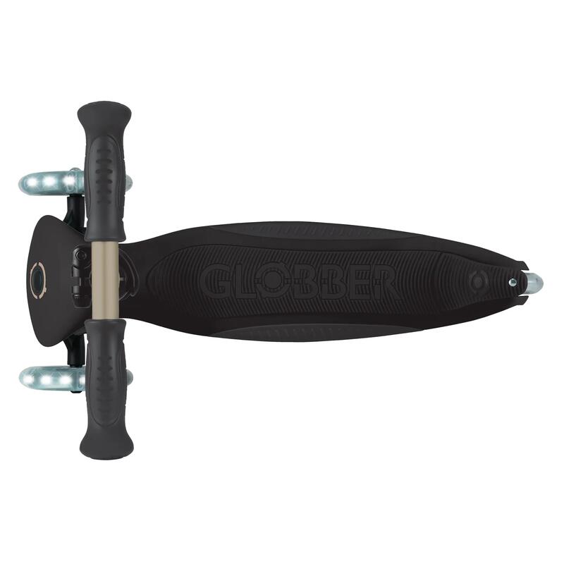 Globber Go Up Deluxe Işıklı Scooter - Siyah