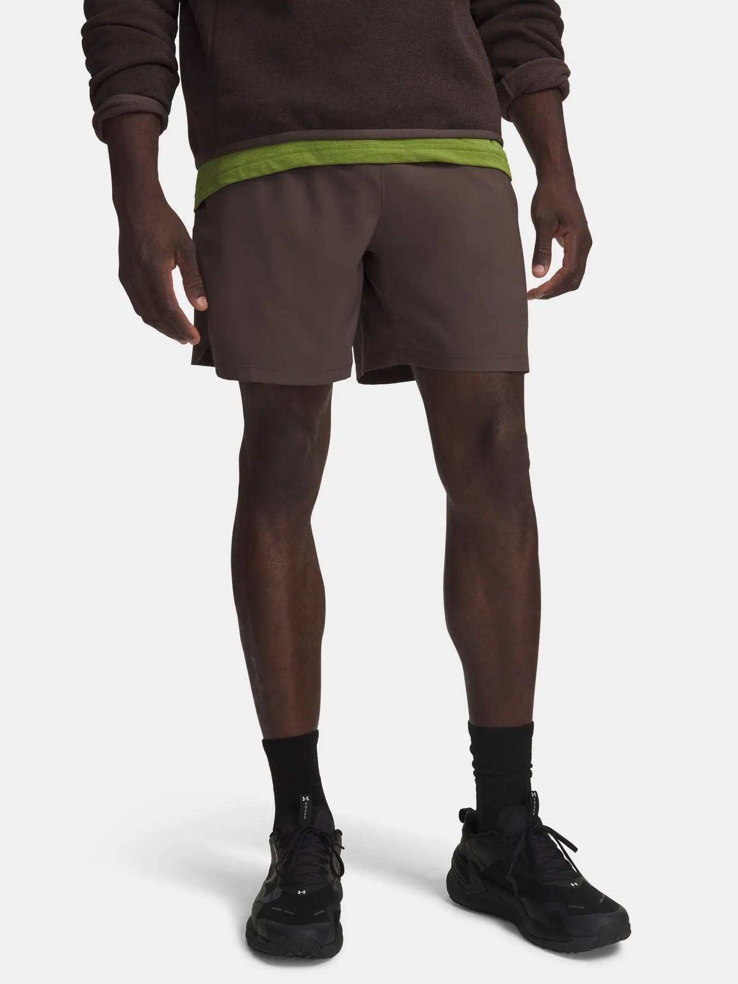 UNDER ARMOUR picture