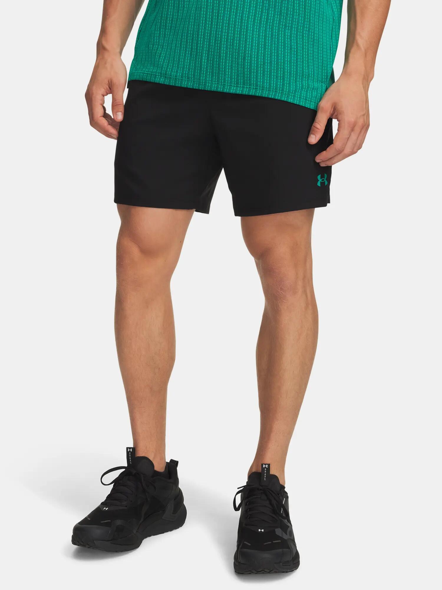 UNDER ARMOUR picture