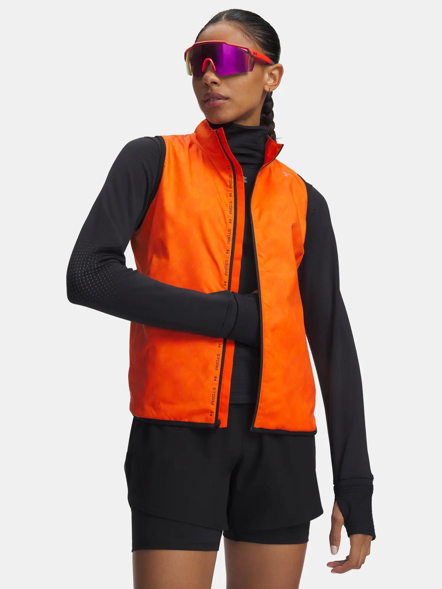 UNDER ARMOUR picture