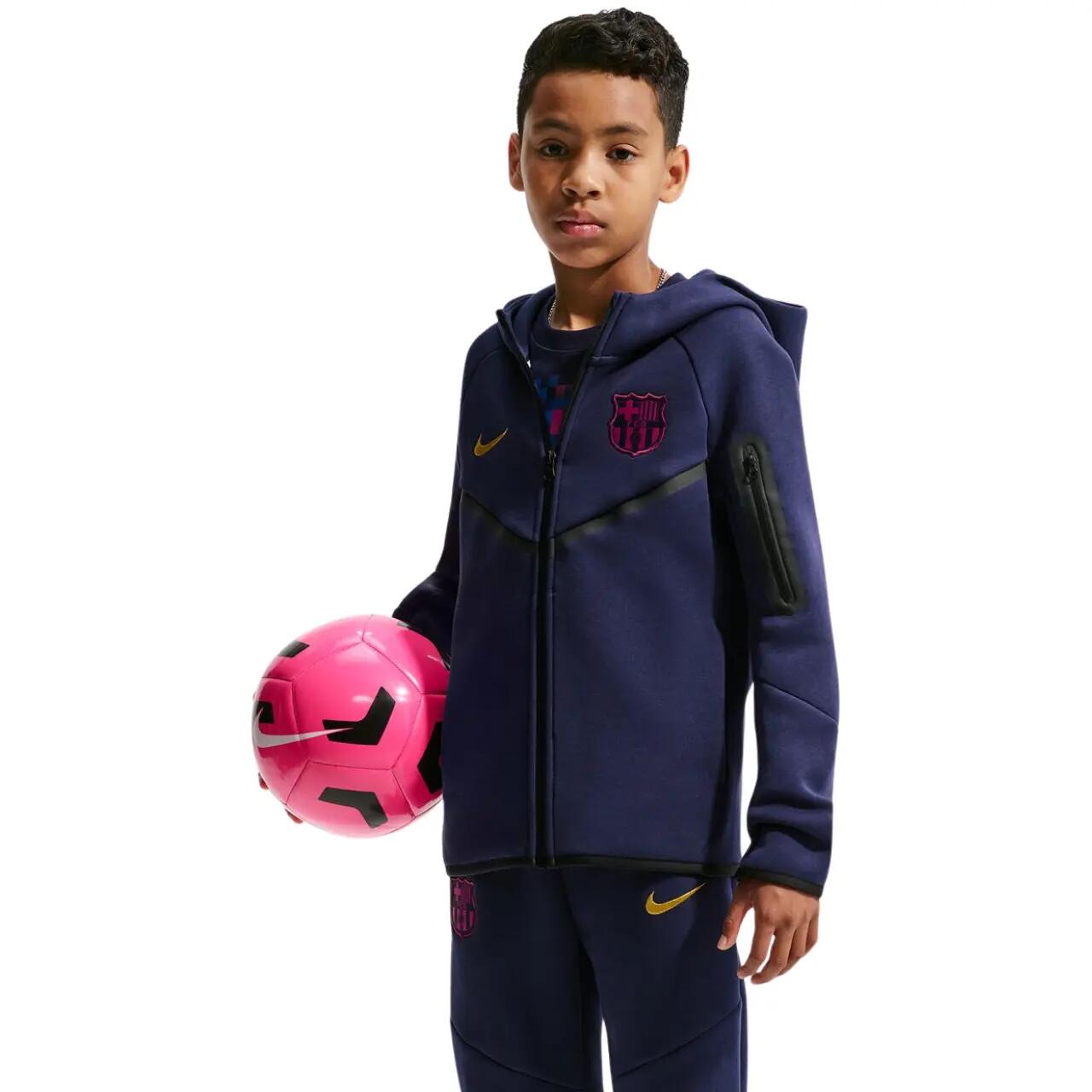 NIKE picture