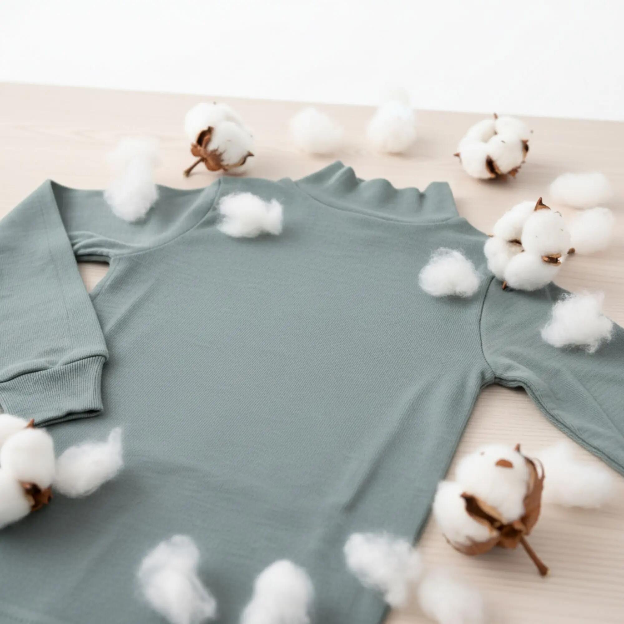 T-Shirt Térmica Manga Comprida Criança BABIDU Punt Nou Verde Sálvia 4/7