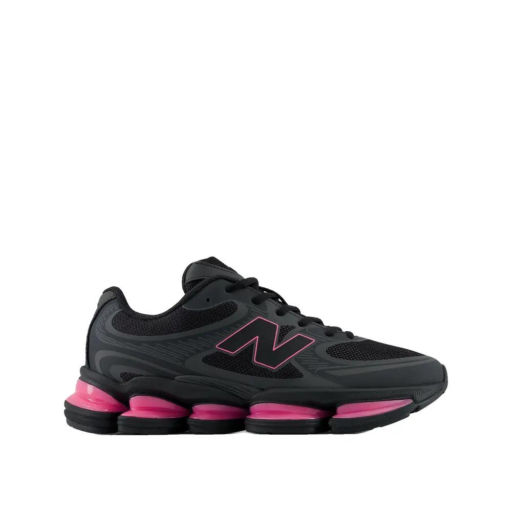 NEW BALANCE picture