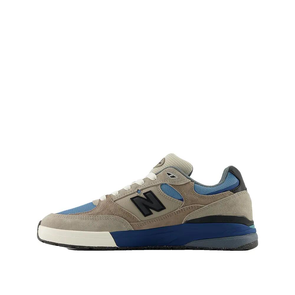 New Balance Andrew Reynolds 933 Grey Shoes 3/3