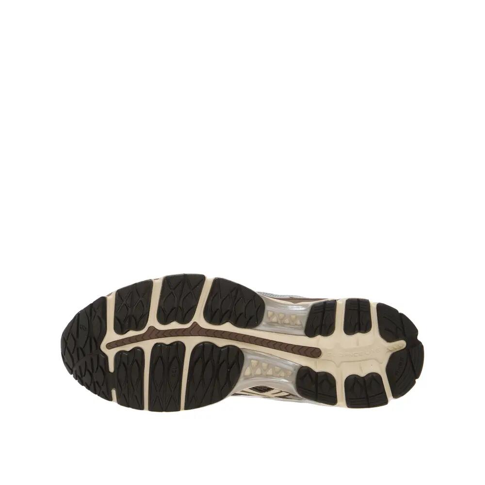 ASICS picture