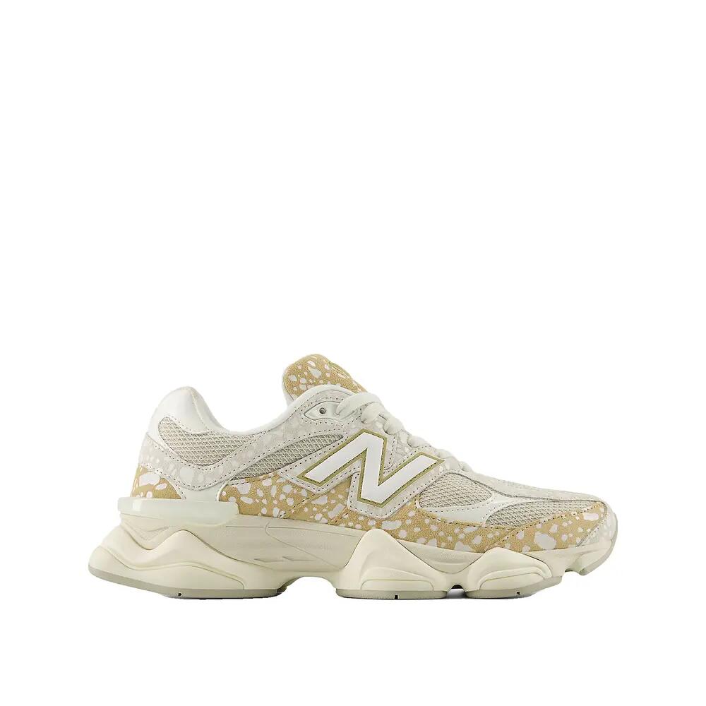 NEW BALANCE picture