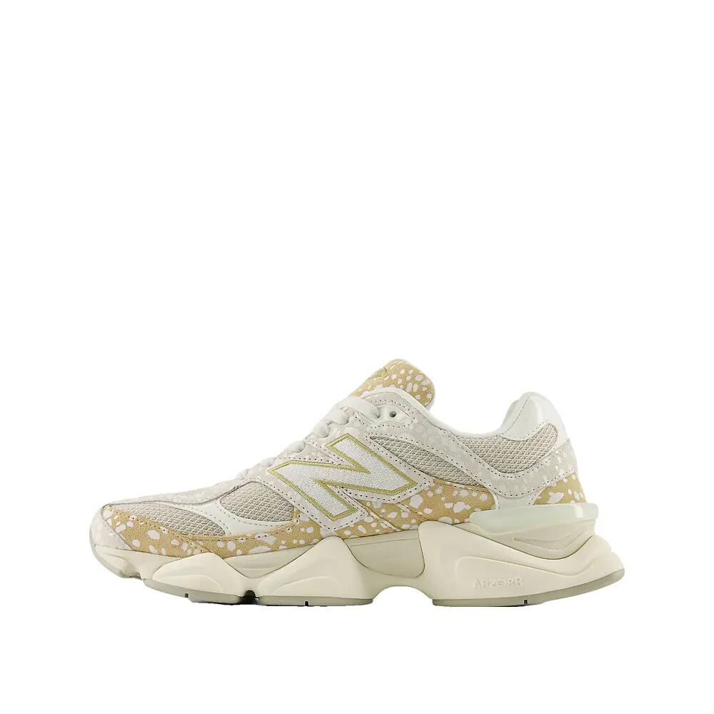 Schoenen New Balance 9060 Beige 3/6
