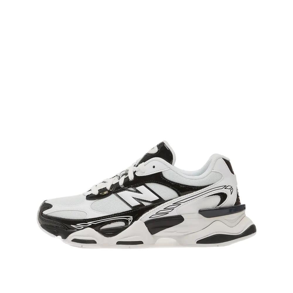 Schoenen New Balance 9060 Zwart/Wit 6/6
