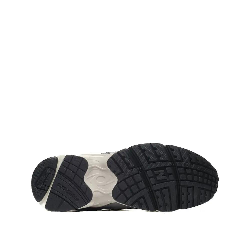 New Balance 725 Dark Grey Shoes 5/6