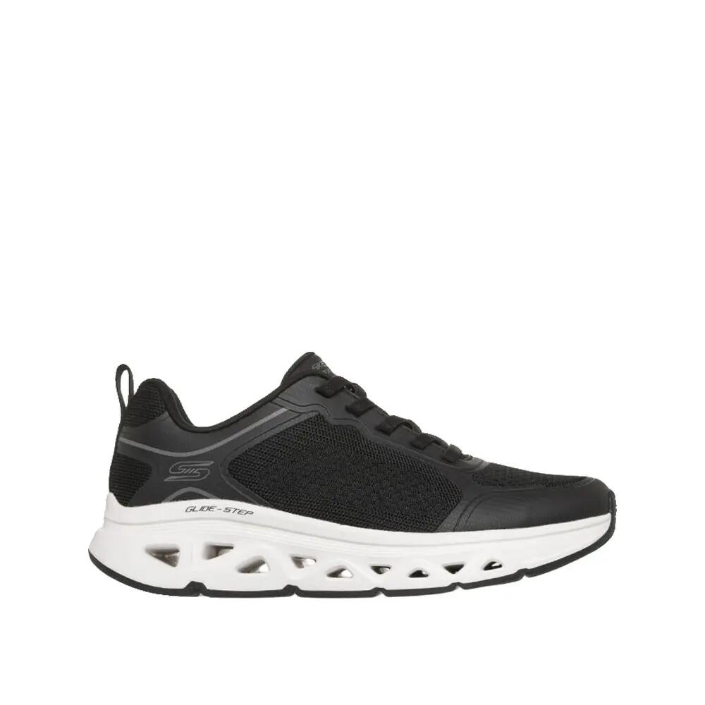 SKECHERS picture