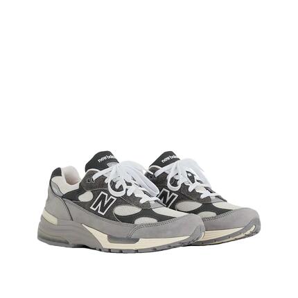 Zapatillas New Balance 992 Gris