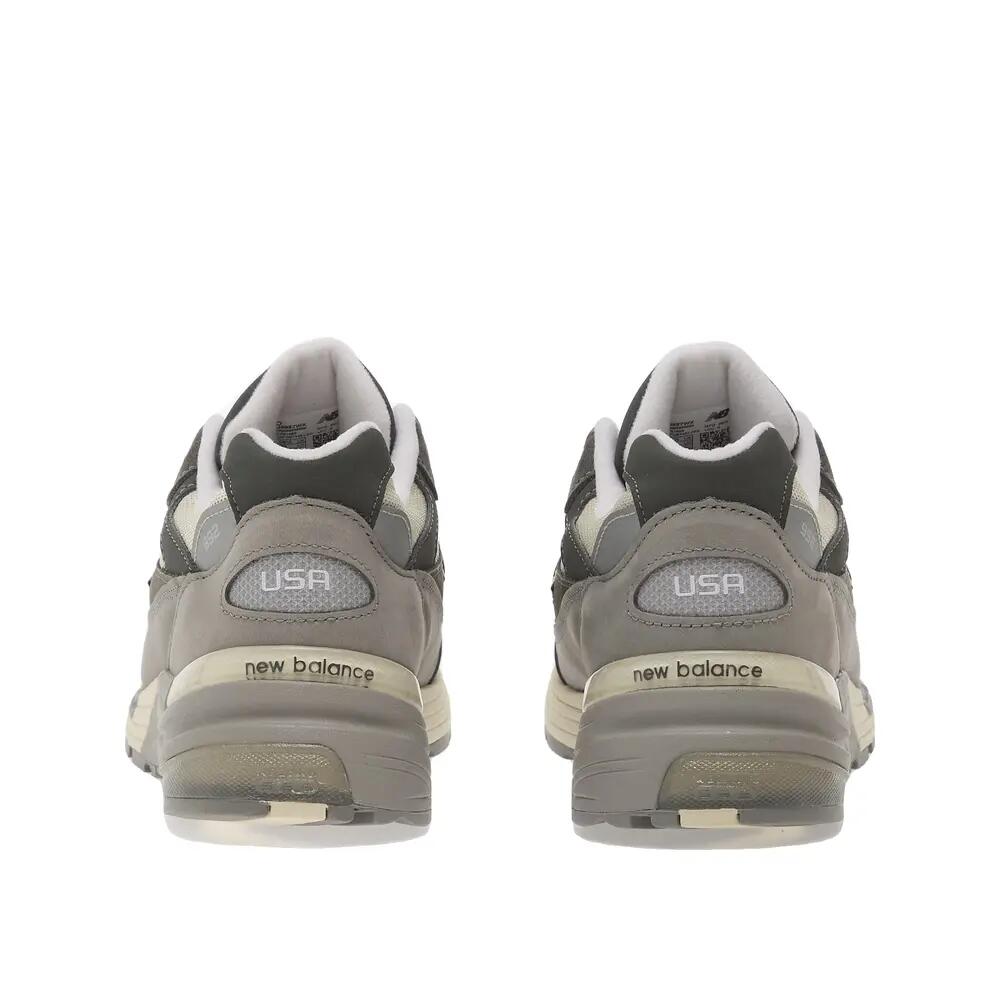 Zapatillas New Balance 992 Gris 4/6