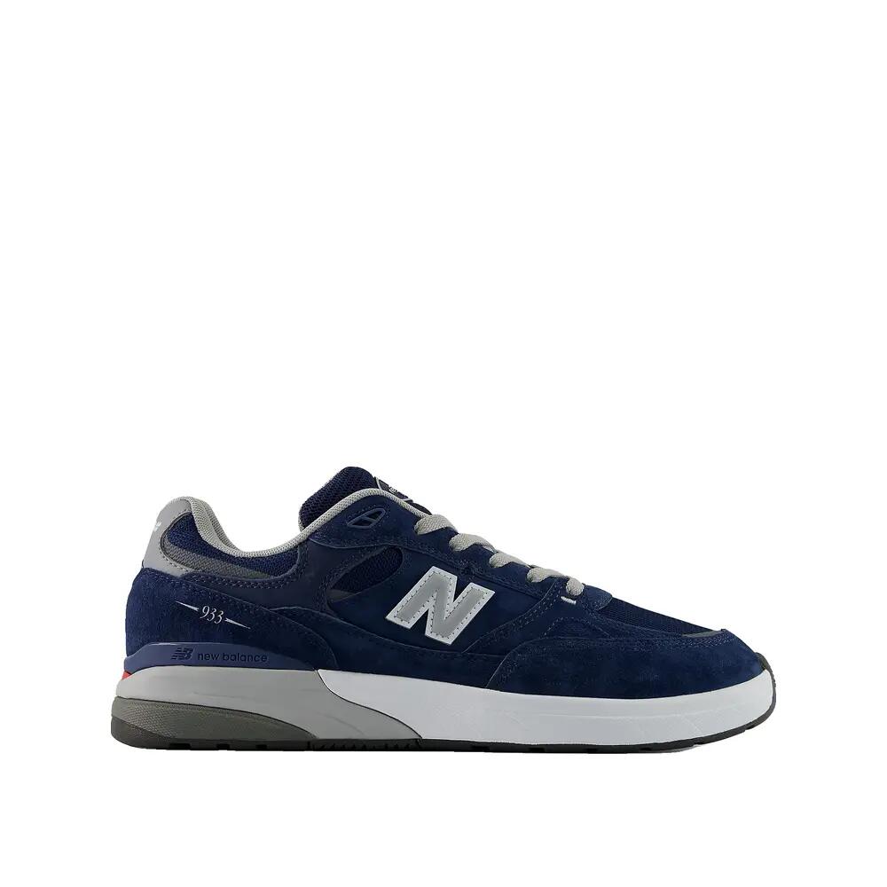 NEW BALANCE picture