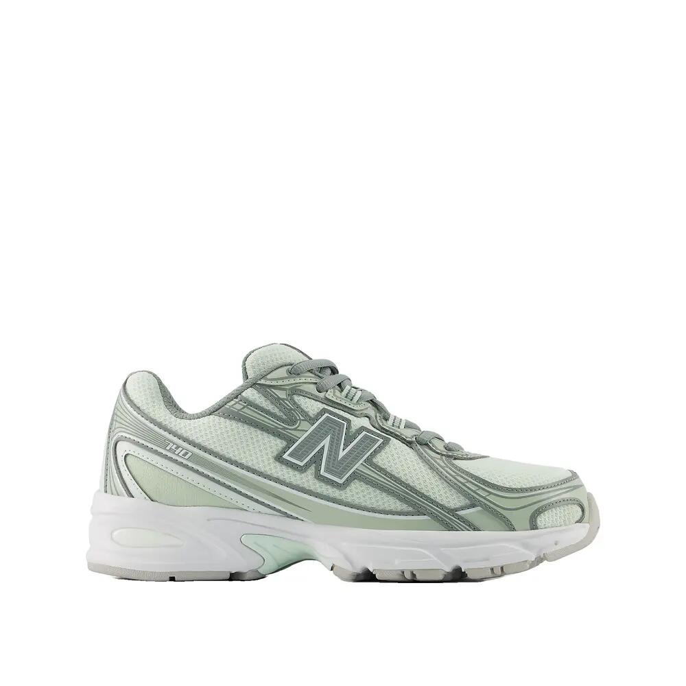 NEW BALANCE picture