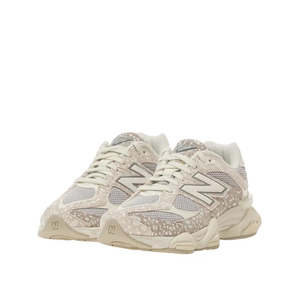 Chaussures New Balance 9060 Grise 5/6