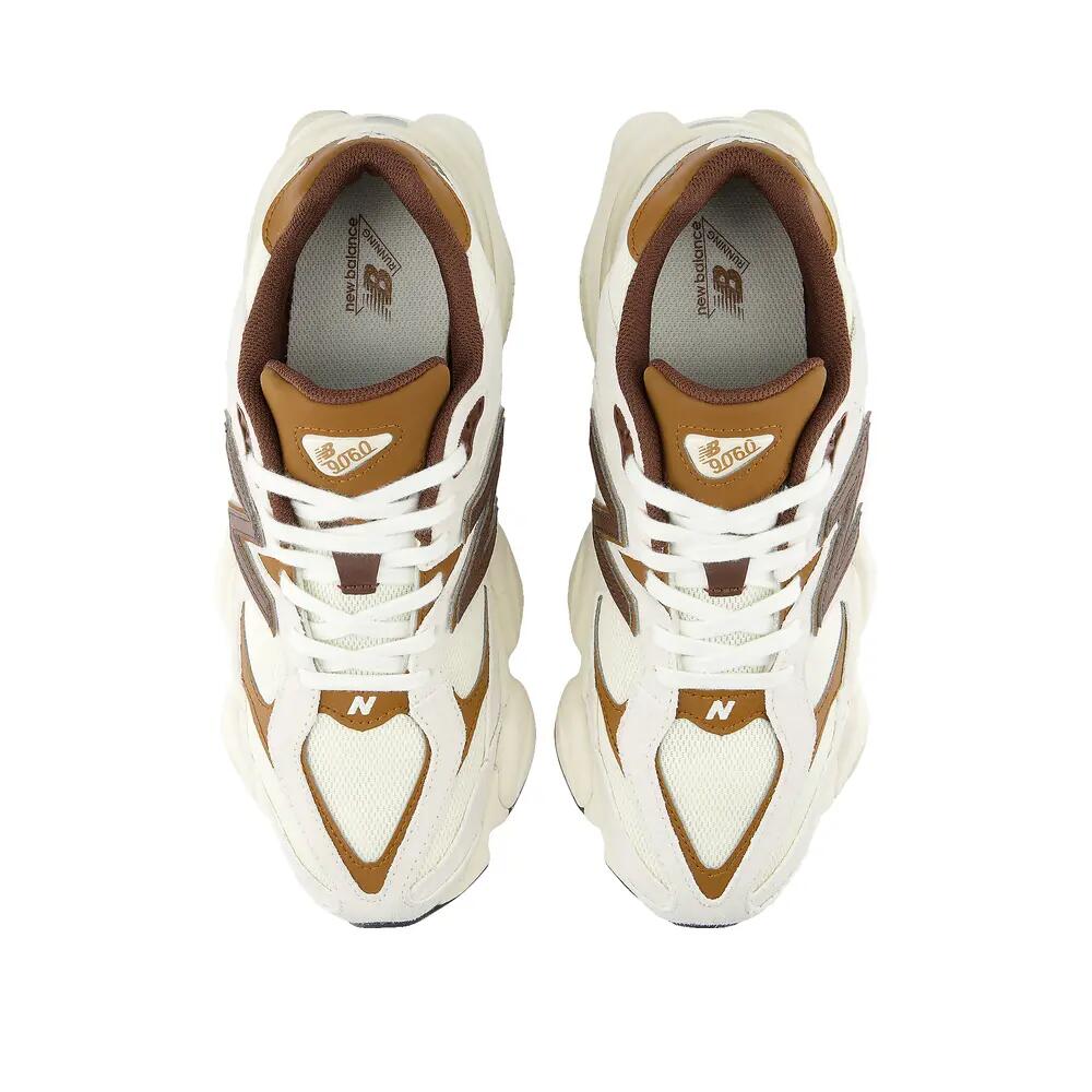 Scarpe New Balance 9060 Colore Breakfast Tea/Angora 2/6