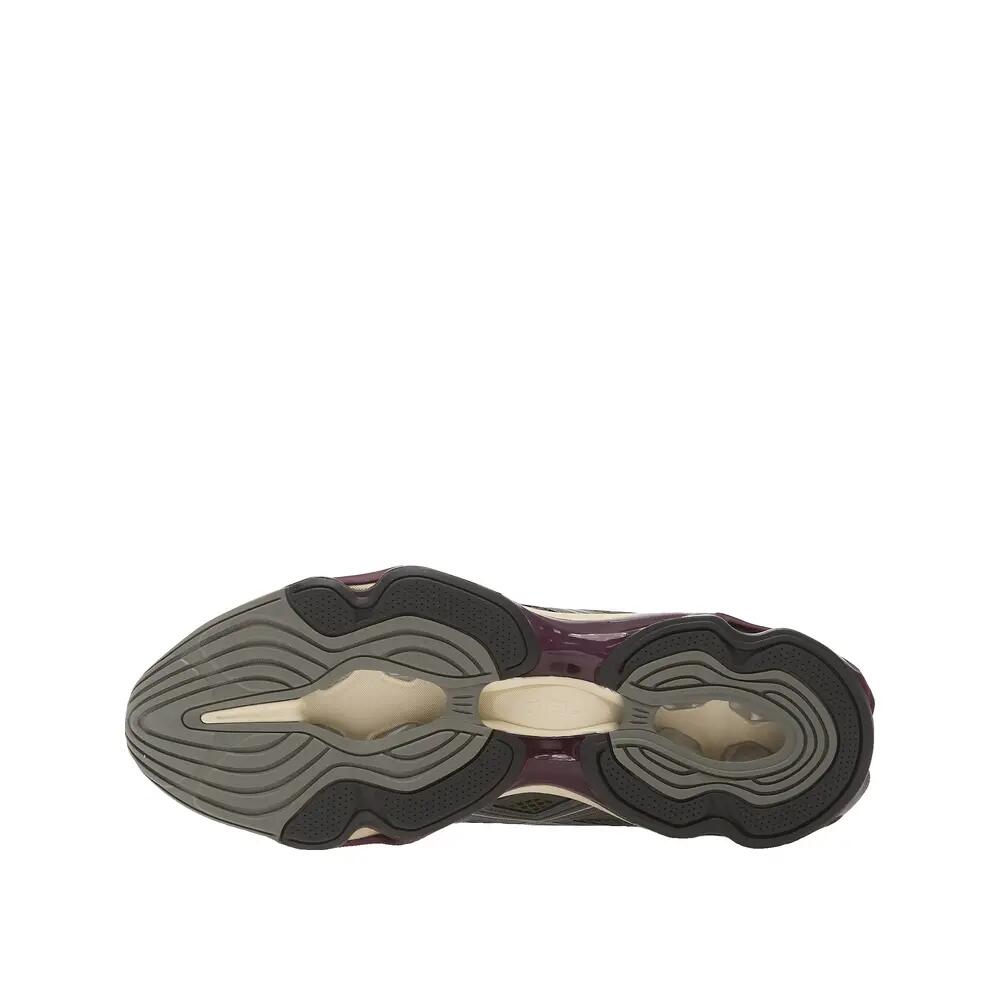 ASICS picture