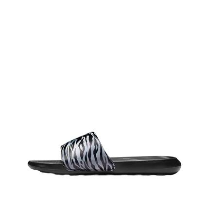 Chanclas Nike Victori One Negro/Plata Metálica