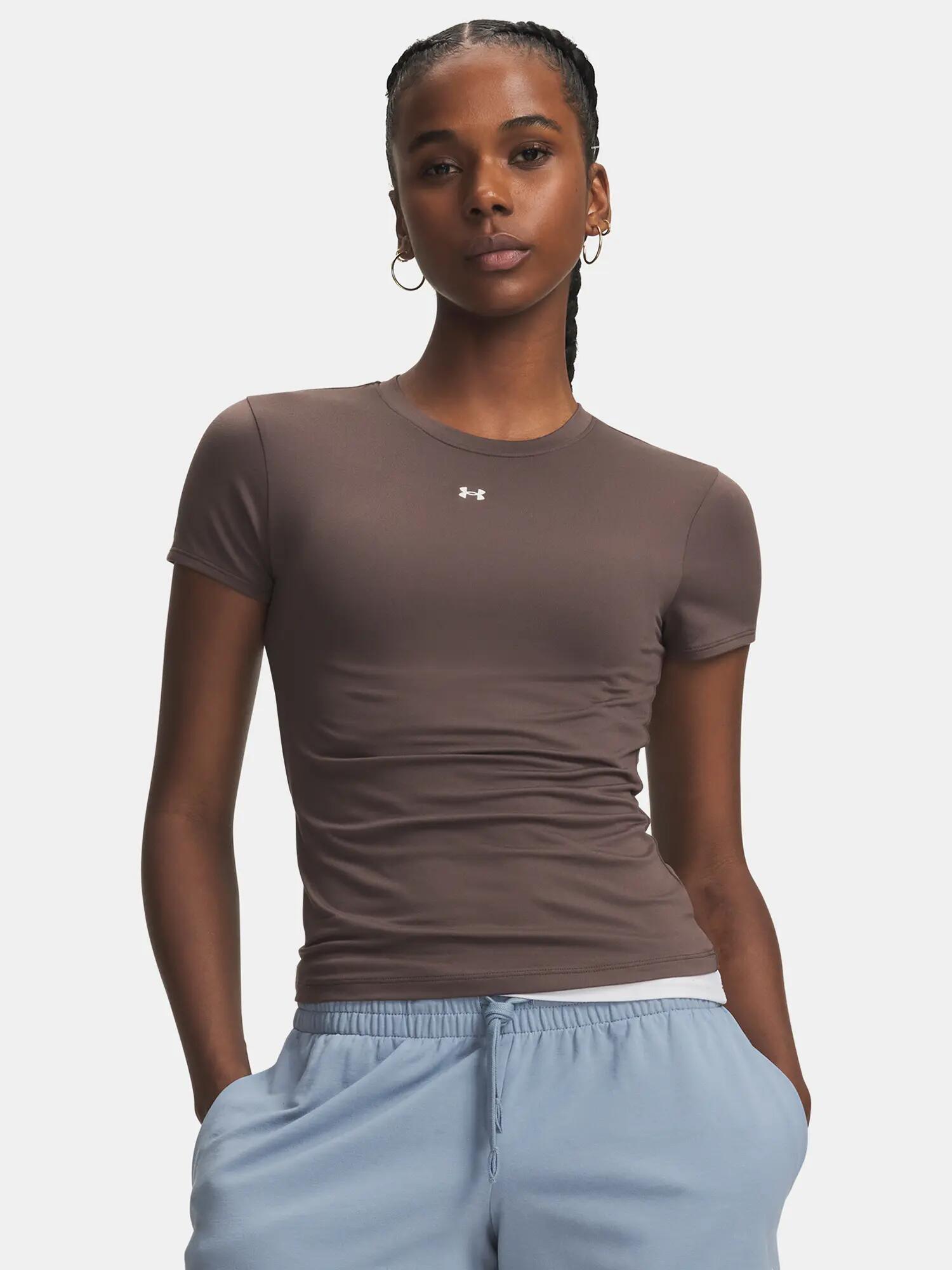 UNDER ARMOUR picture
