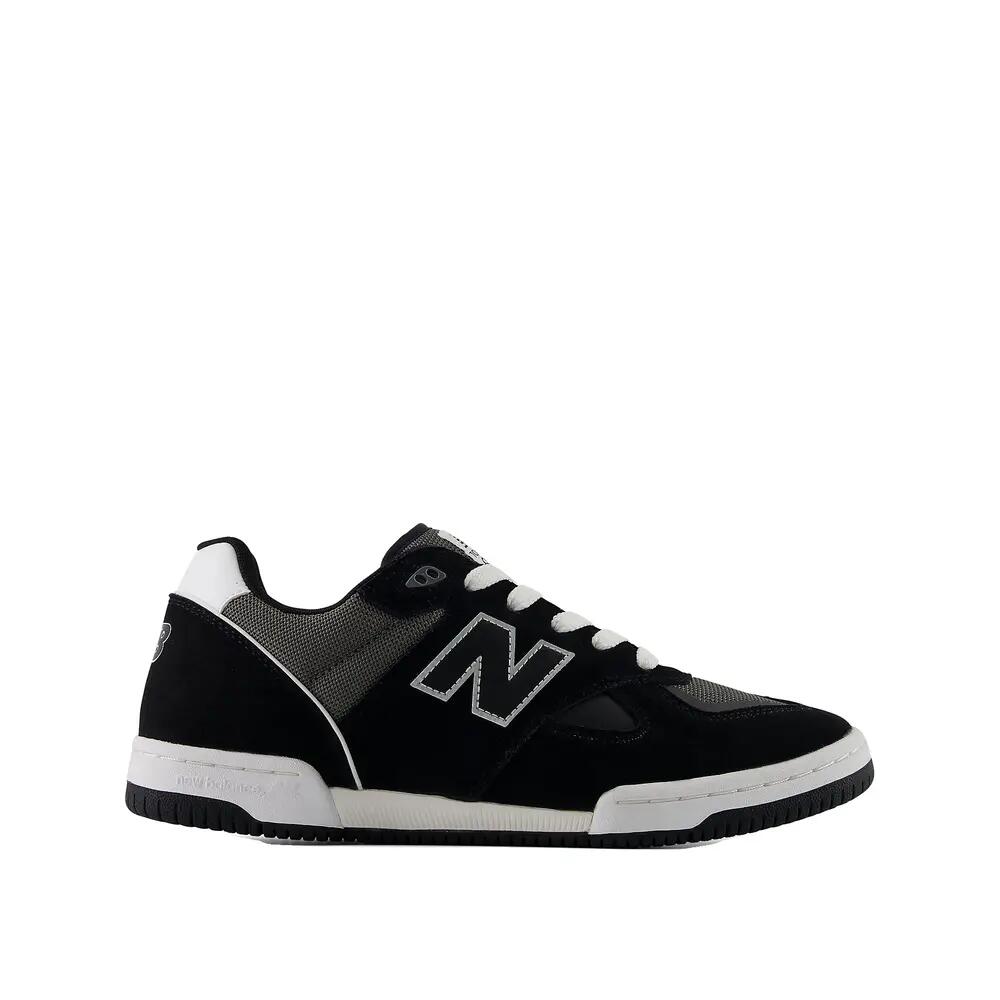 NEW BALANCE picture