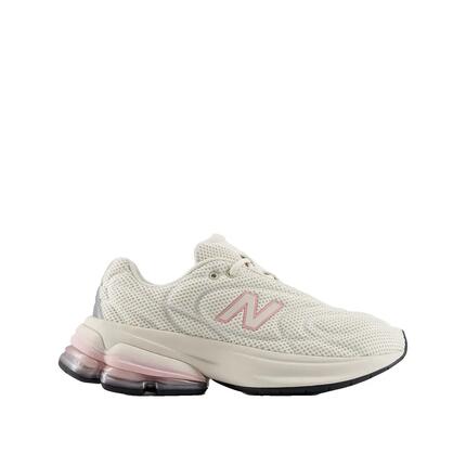 Zapatillas New Balance 5030 Color Lino/Chalk Rosa
