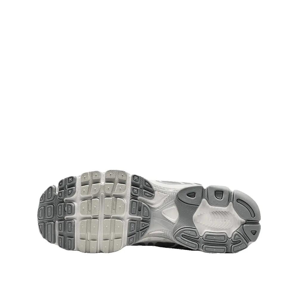 Buty Nike Air Max Moto 2K Szary/Biały 2/8