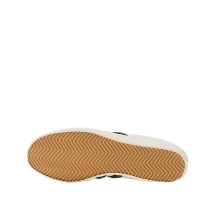 Chaussures adidas en cuir blanc