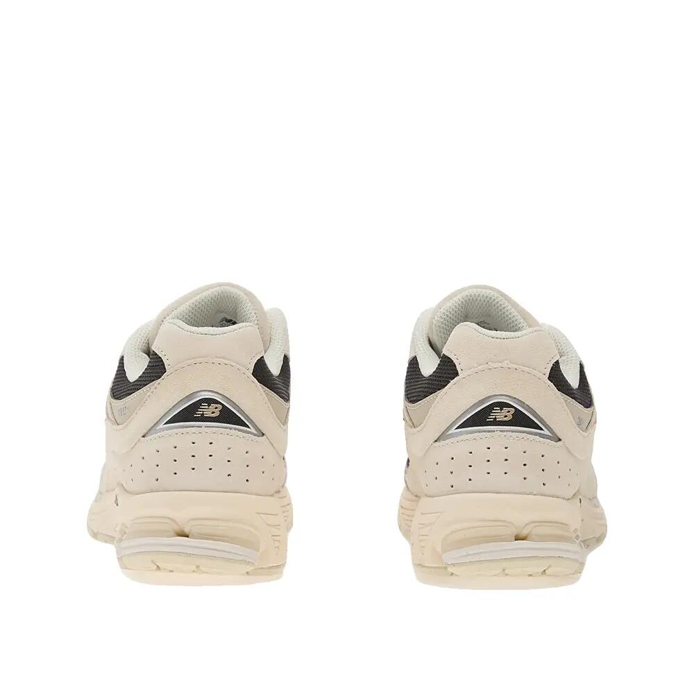 New Balance U2002RN Weiße Schuhe 4/6