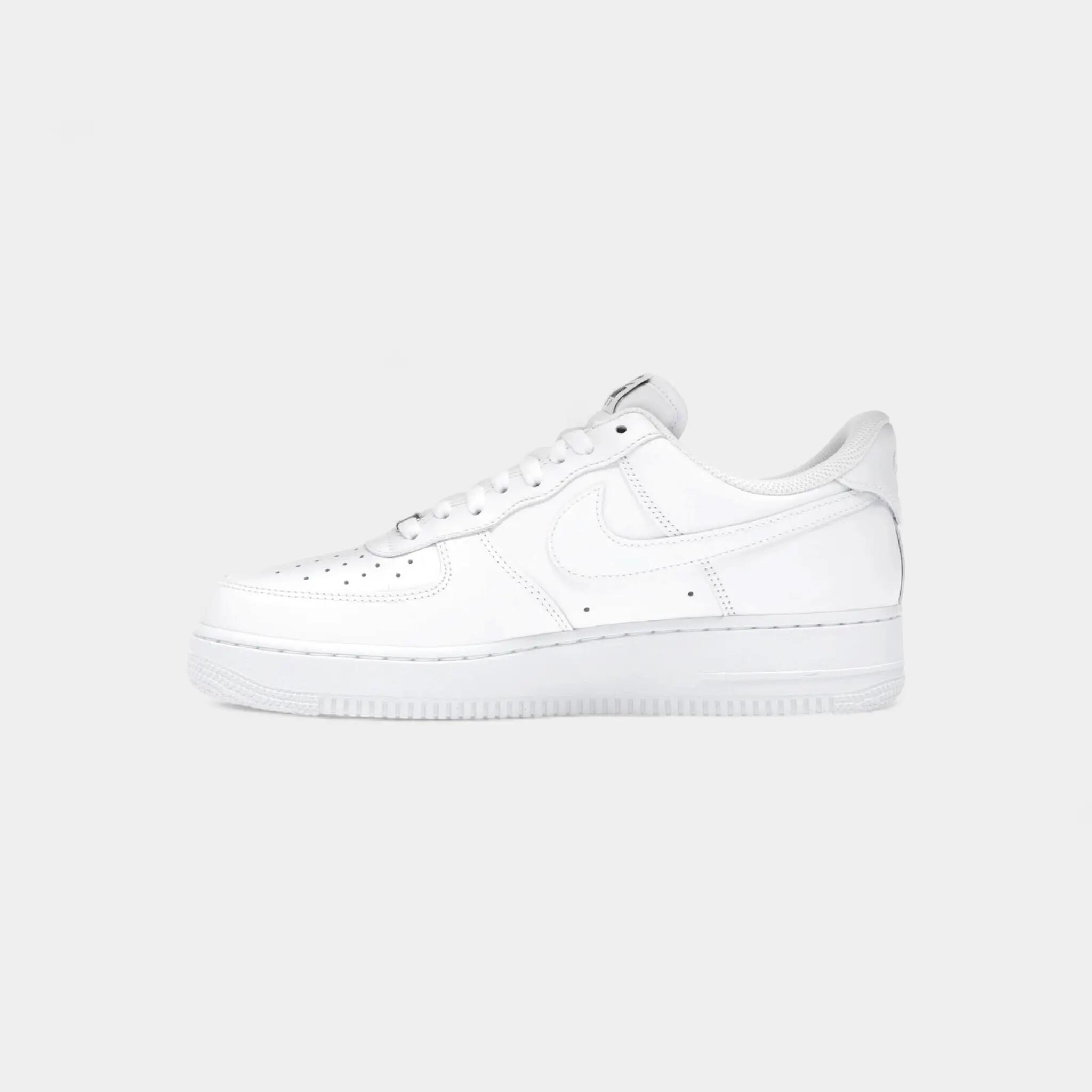 Nike Air Force 1 Low '07 Flyease Triple White (Women's) 4/5