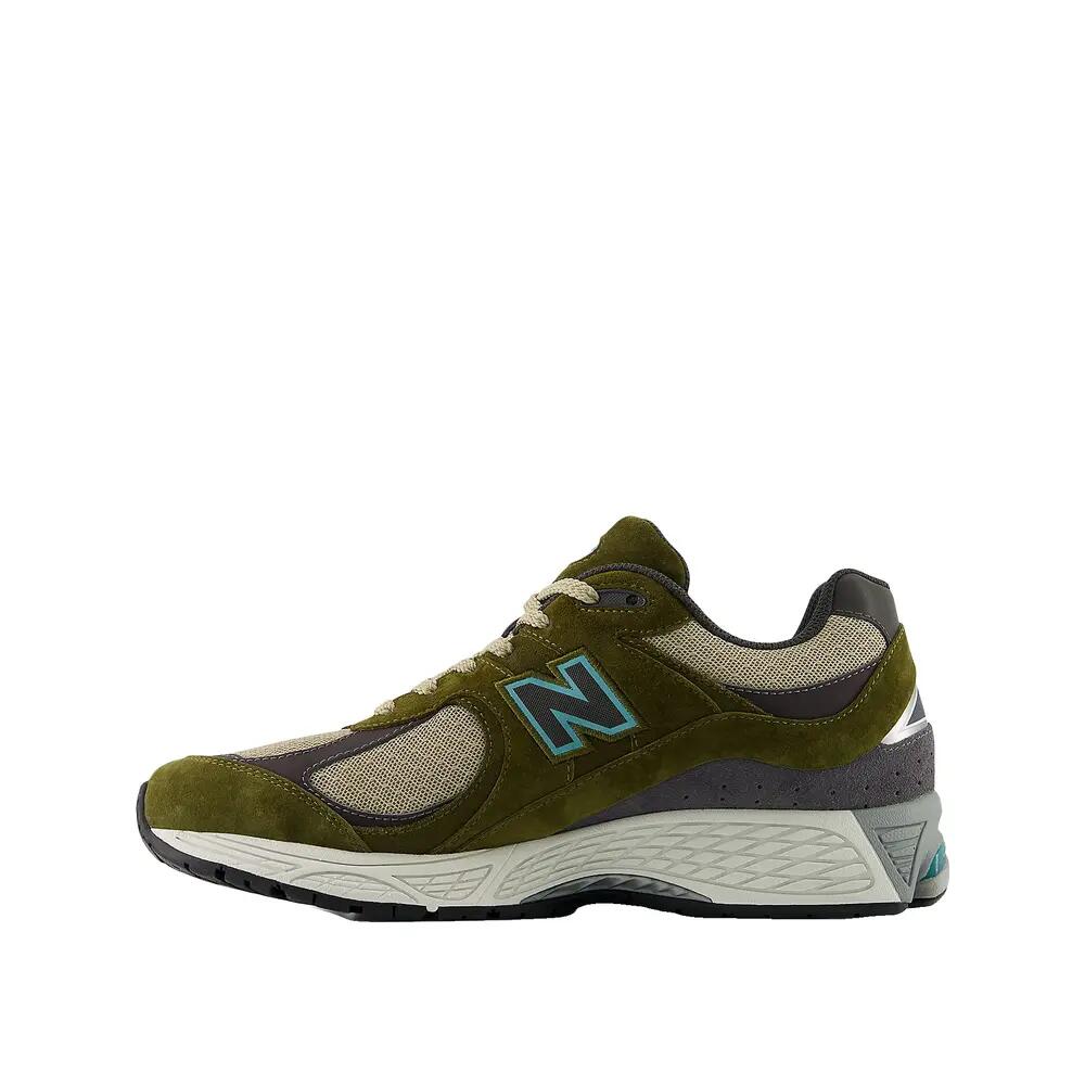Schuhe New Balance 2002R Farbe Woodland/Stoneware 3/6