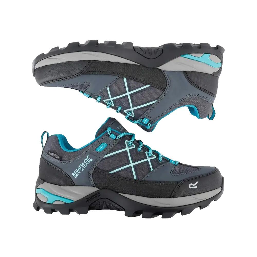 Samaris III Womens Waterproof Hiking Shoes 8/10