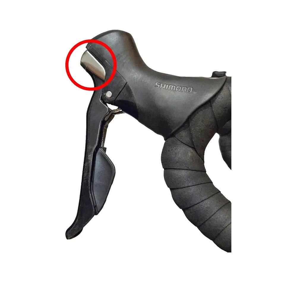 pravý přední kryt a upevňovací šroub Shimano ST-5700 3/3