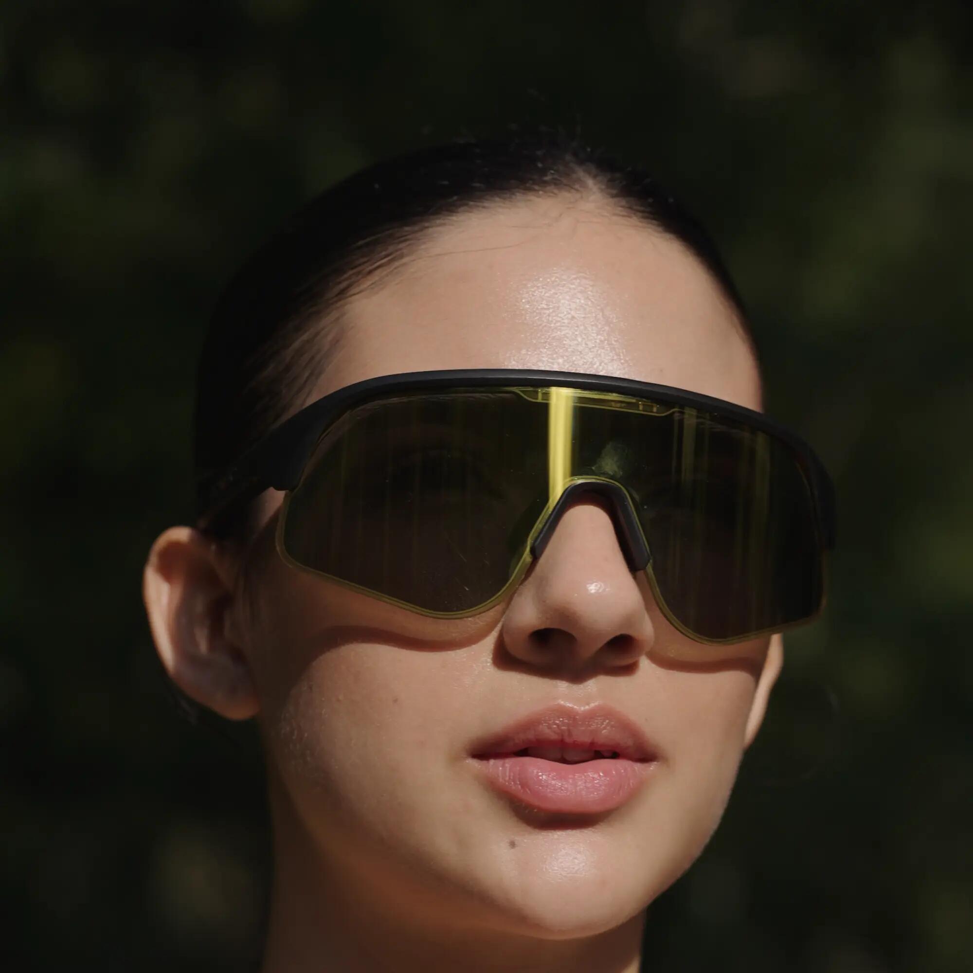 Sport Electrochromic Sunglasses C1 Matte Black - Gold Revo 13/15