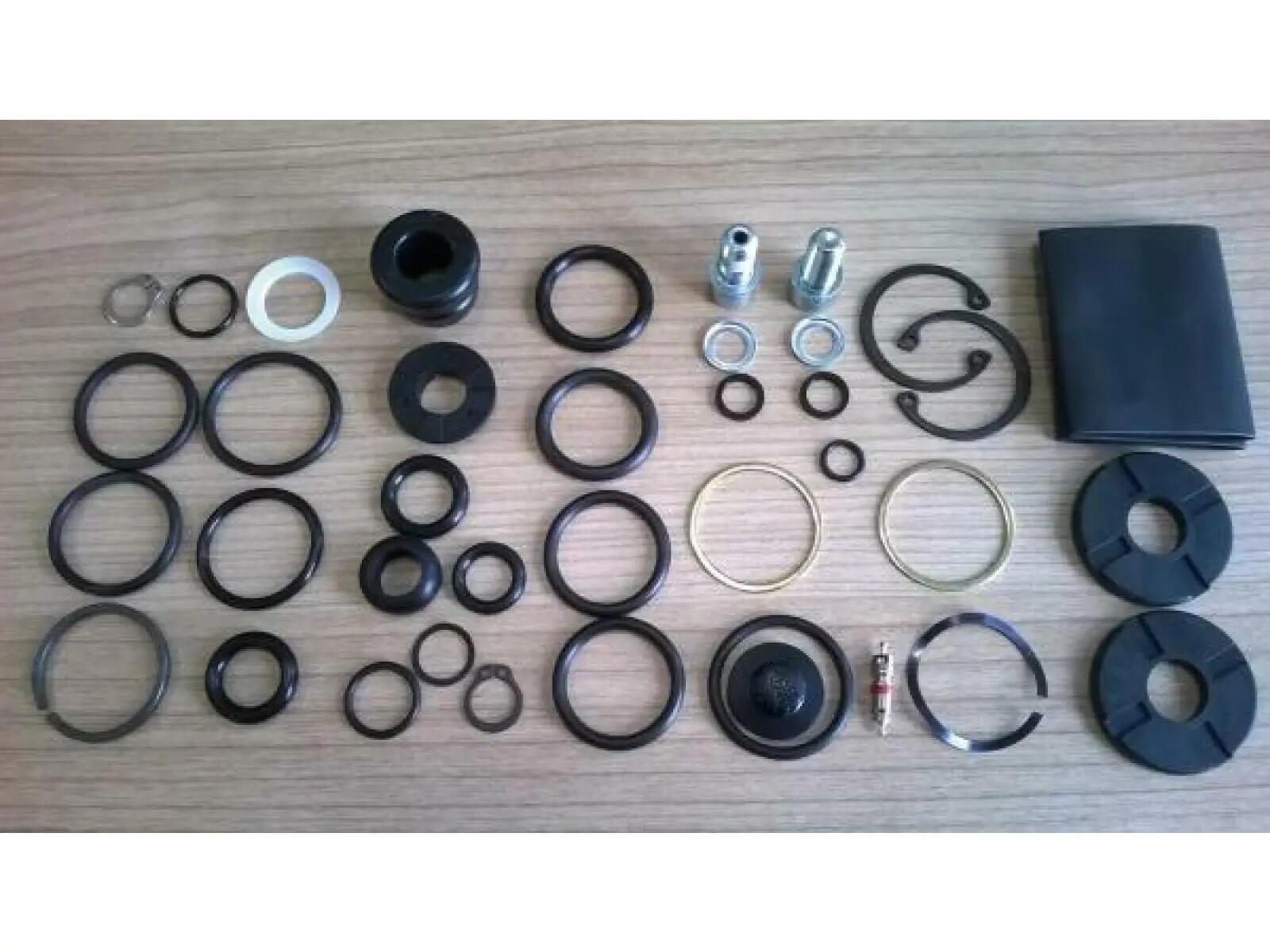 Kit service RockShox XC32 Solo Air - garnituri și hardware