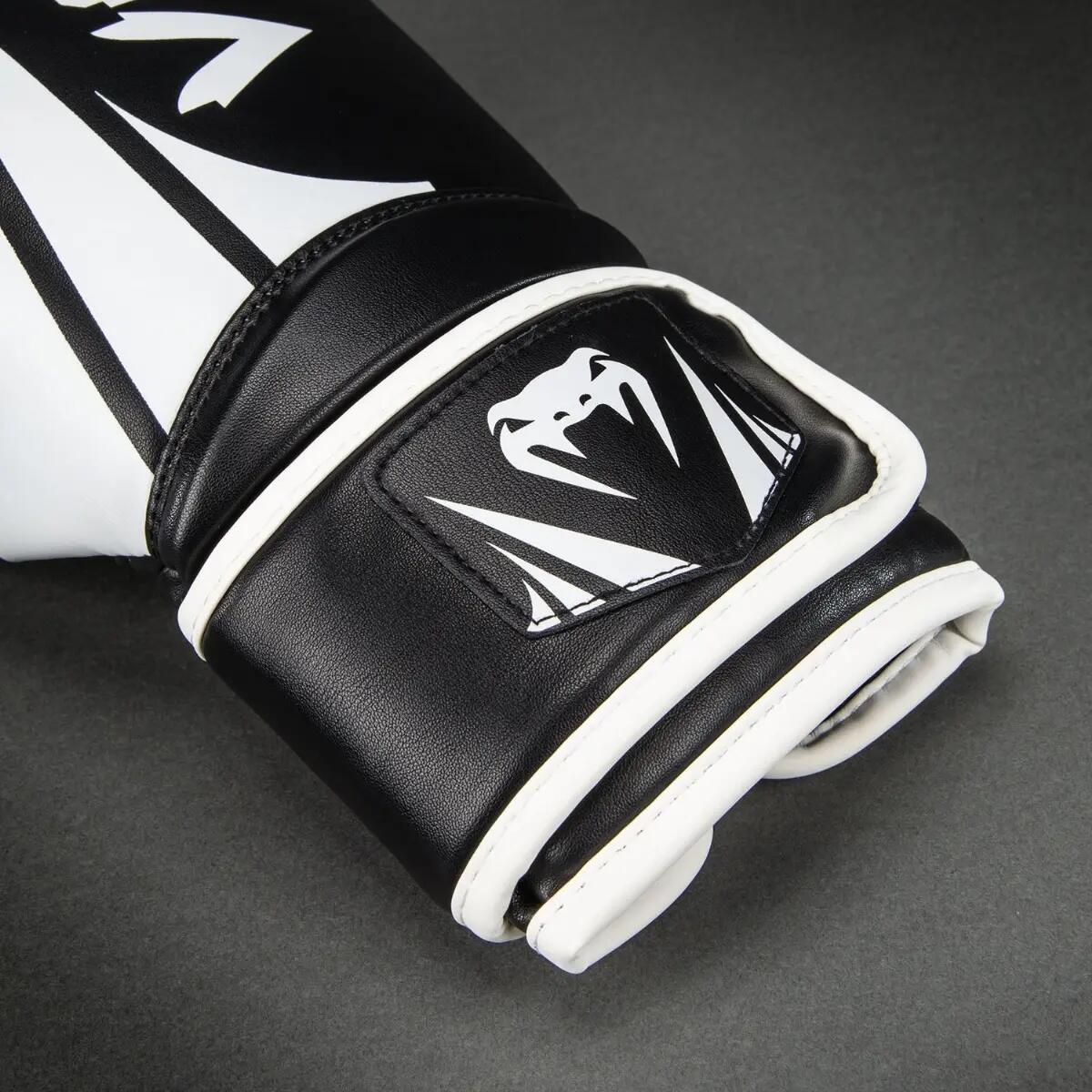 Guantoni Boxe Venum Challenger 2.5 Nero/Bianco 10oz 4/5