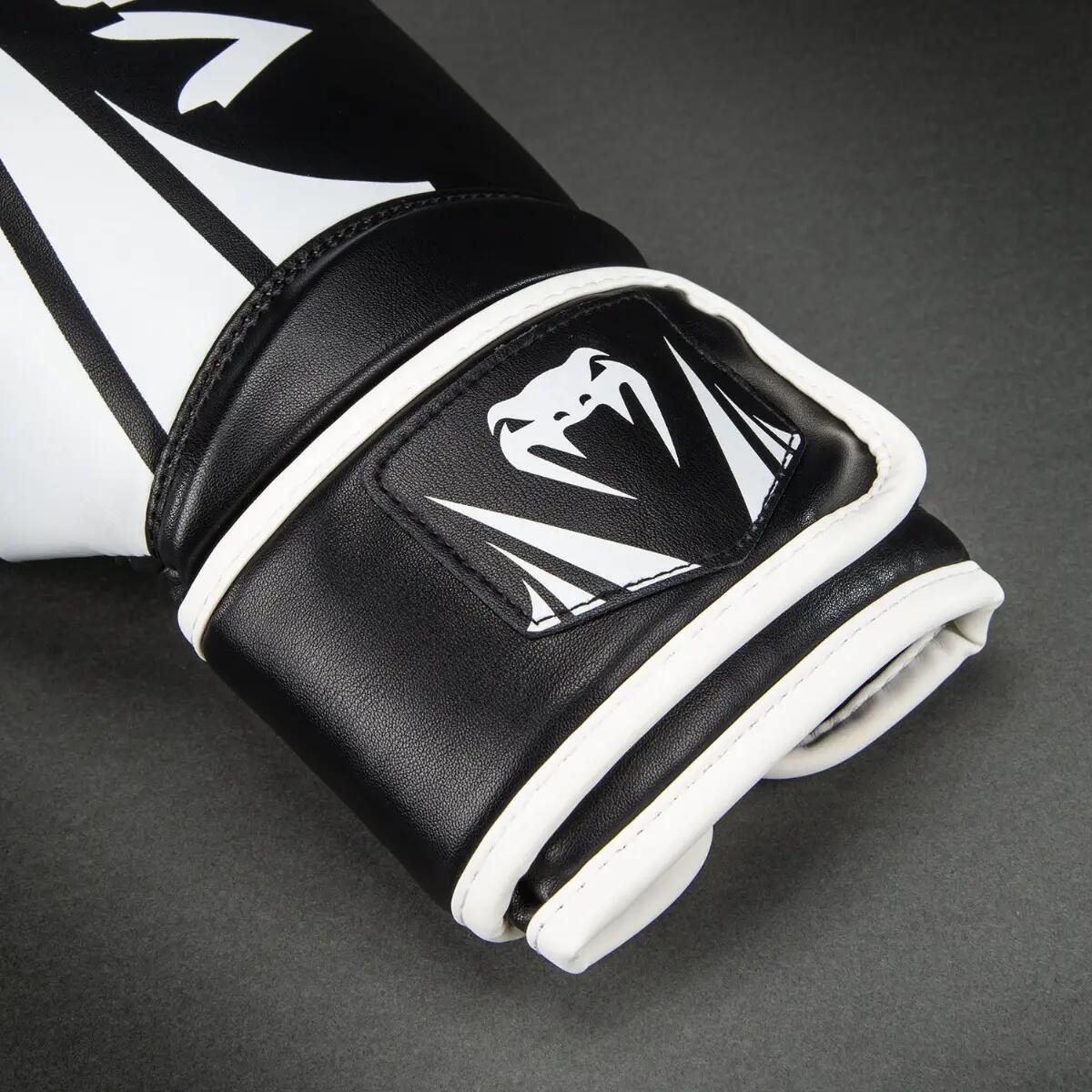 Boxhandschuhe Venum Challenger 2.5 Schwarz/Weiss 12oz 4/5