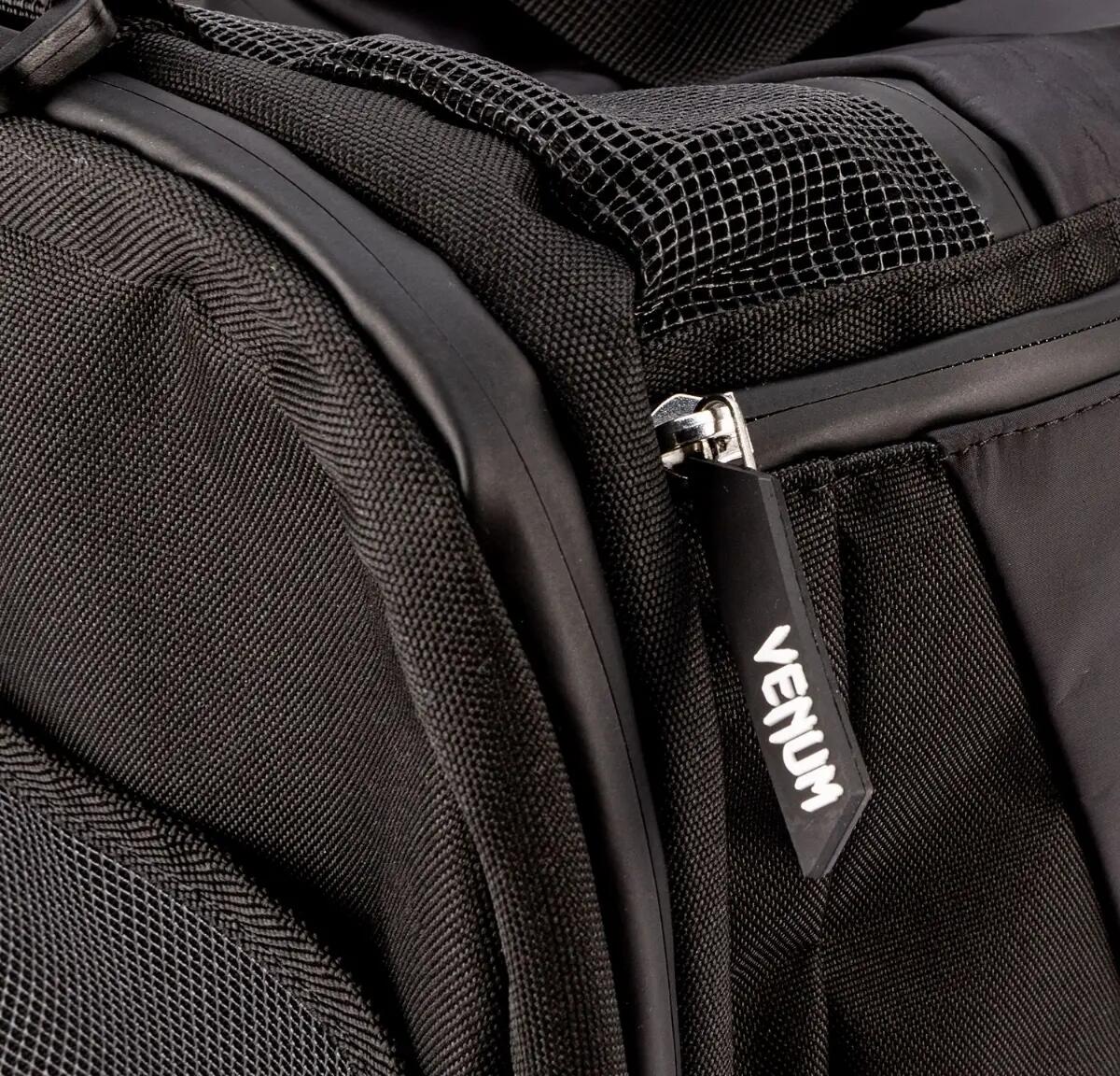 Venum Trainer Lite Evo Sports Bags  - Black/Black 8/9