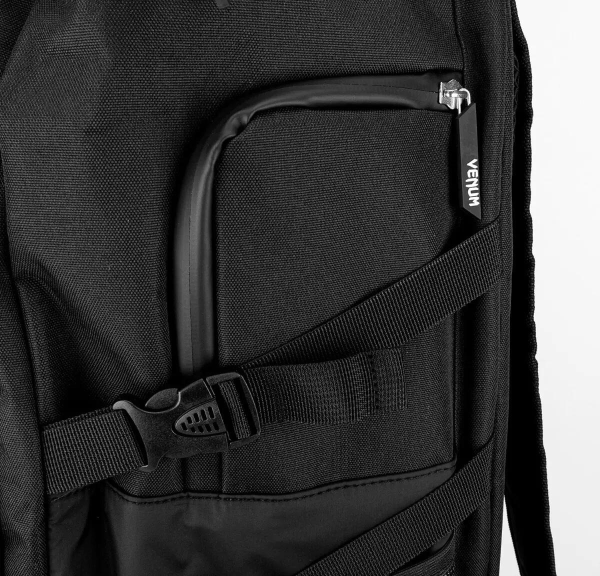 Mochila esportiva Venum Challenger Xtreme EVO 8/10