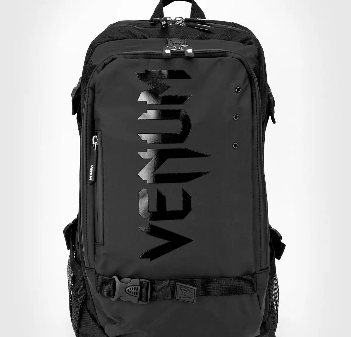 VENUM picture
