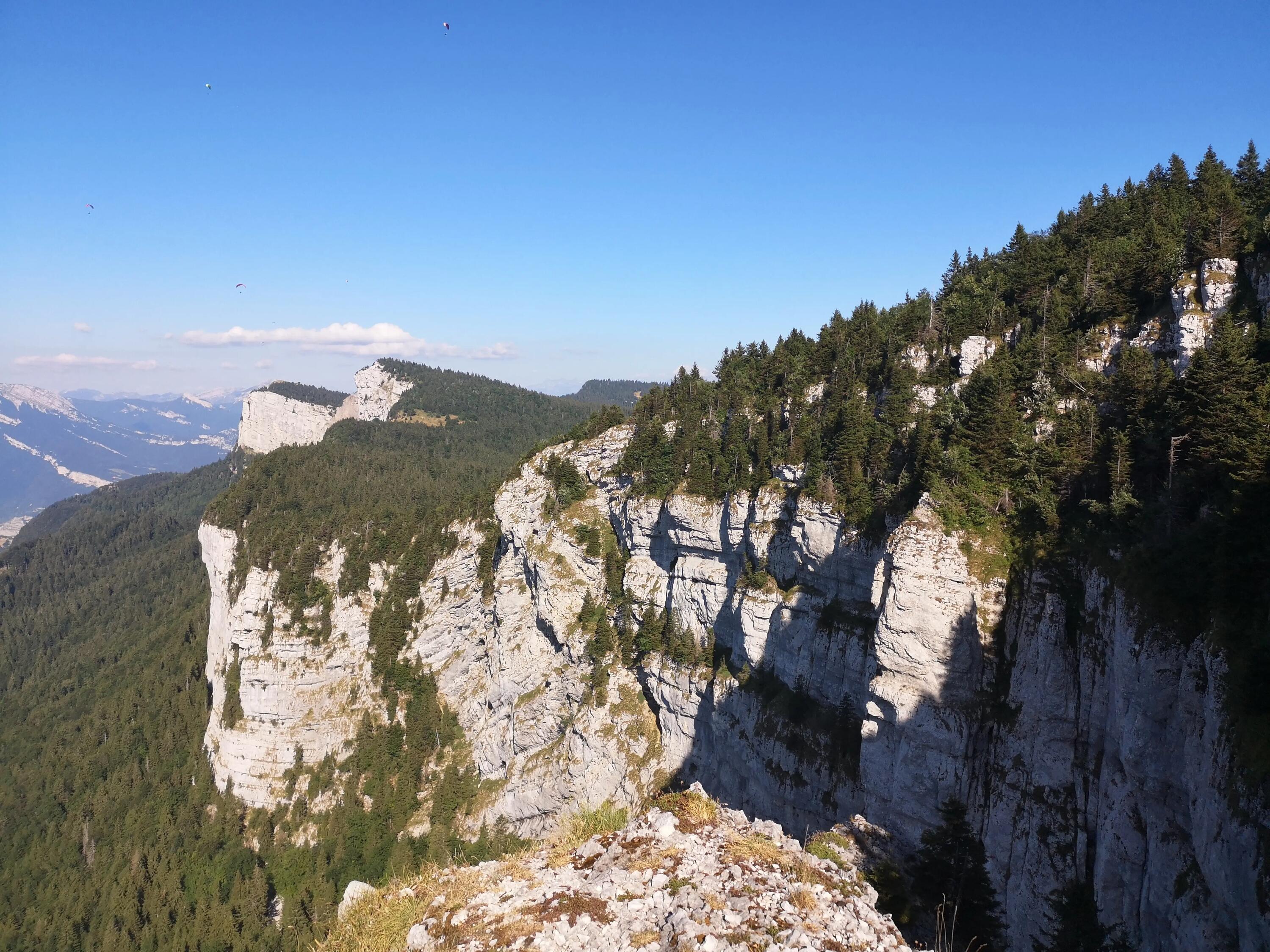 DECATHLON TRAVEL picture