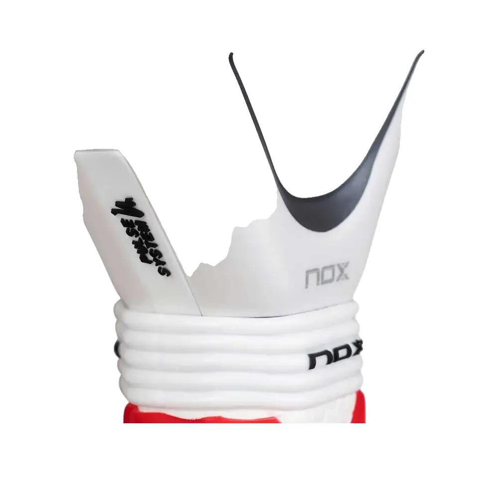 NOX AT10 Genius 12K Alum Xtrem Padelschläger 26 8/8
