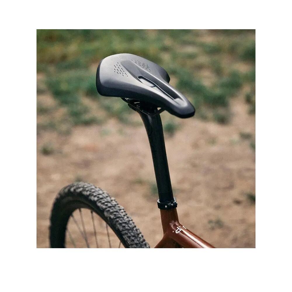 Siodło rowerowe Fizik Terra Argo X3 Noir 6/10