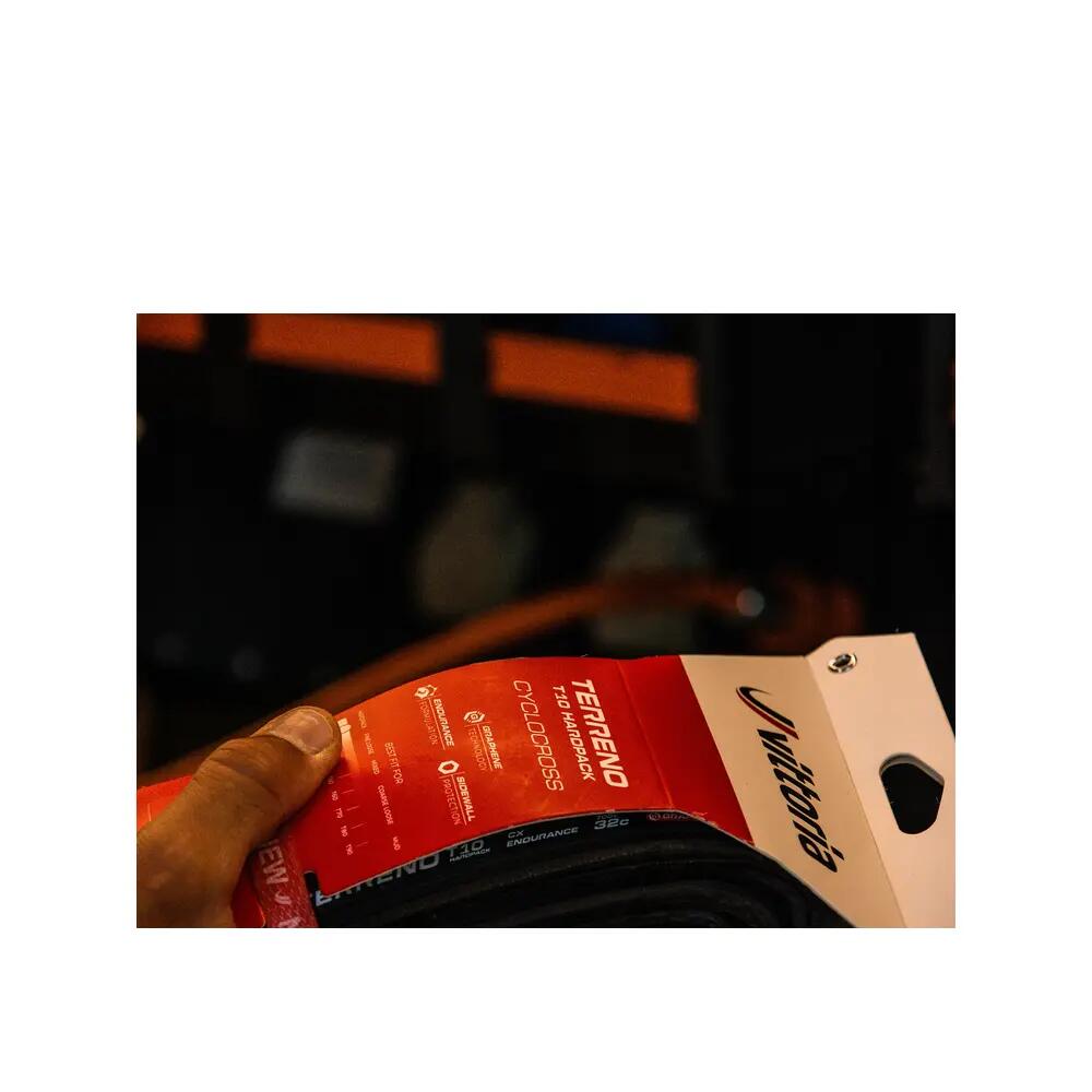 Vittoria Terreno T10 Hardpack Gravel Sport 700 mm Pneumatico gravel Tubetype Pie 6/8