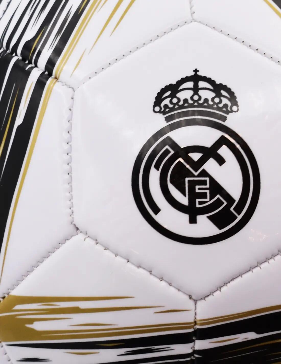 Real Madrid Logo Fußball - Größe 5 2/6