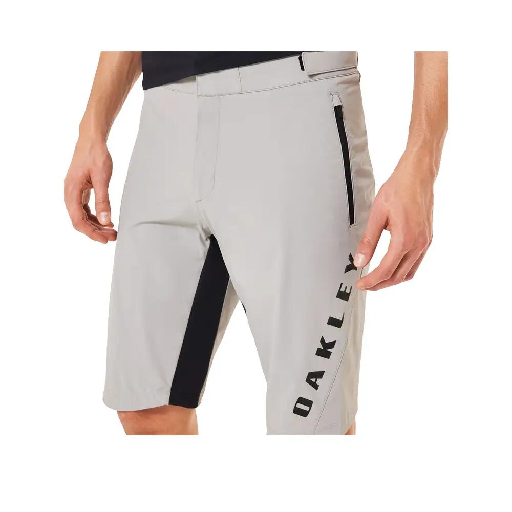 Oakley Free Ride gefütterte Radsportshorts Grau 2/9