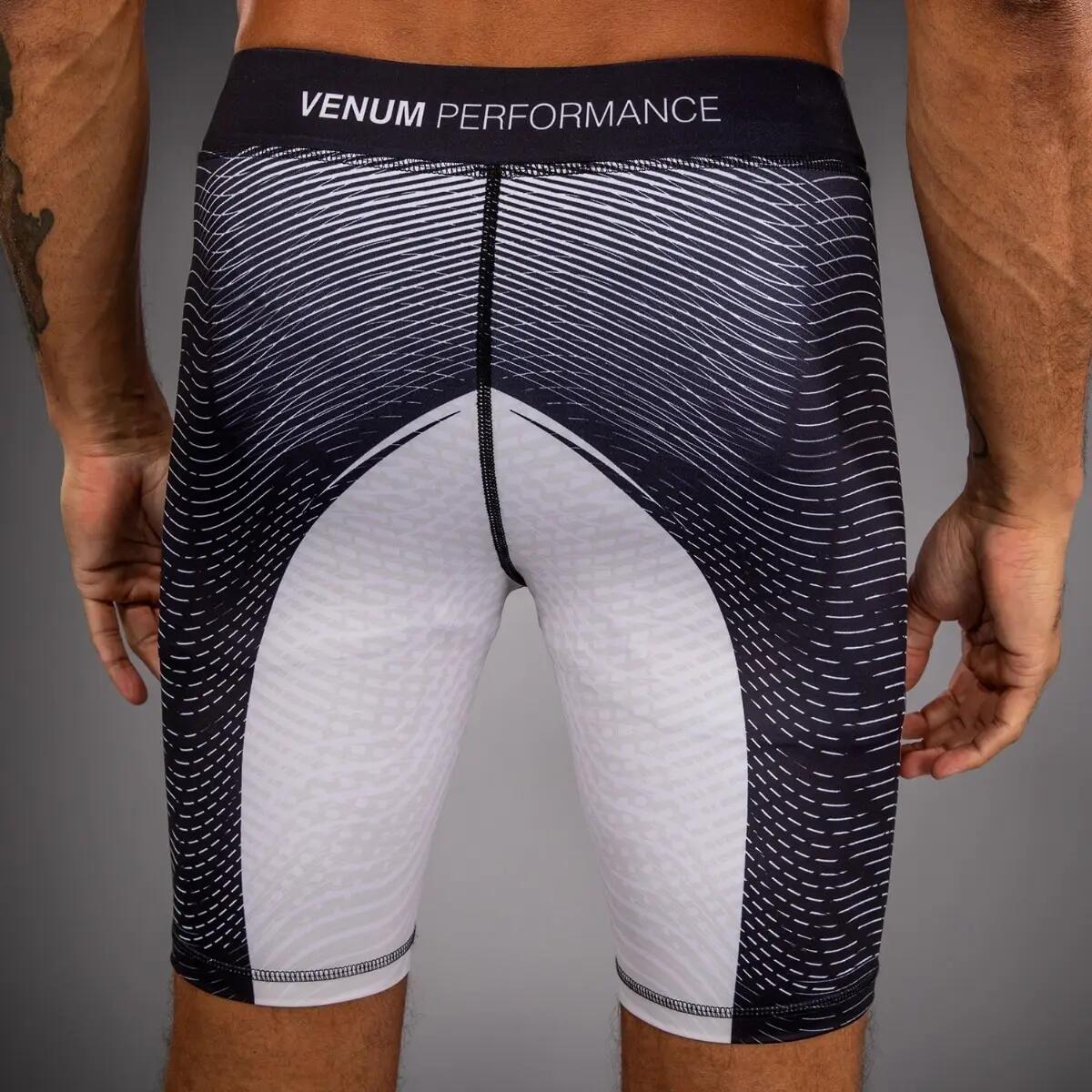 Vale Tudo Shorts Venum Galactic 3.0 Weiss/Schwarz XL 7/7